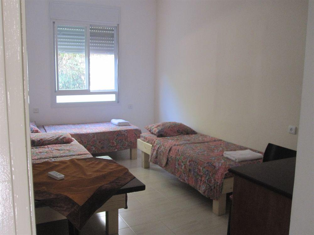 Ga'Aton Motel Nahariya Eksteriør bilde