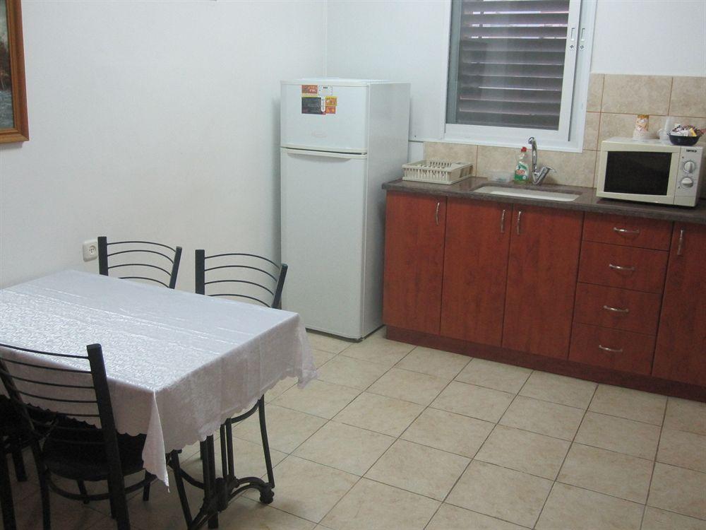 Ga'Aton Motel Nahariya Eksteriør bilde