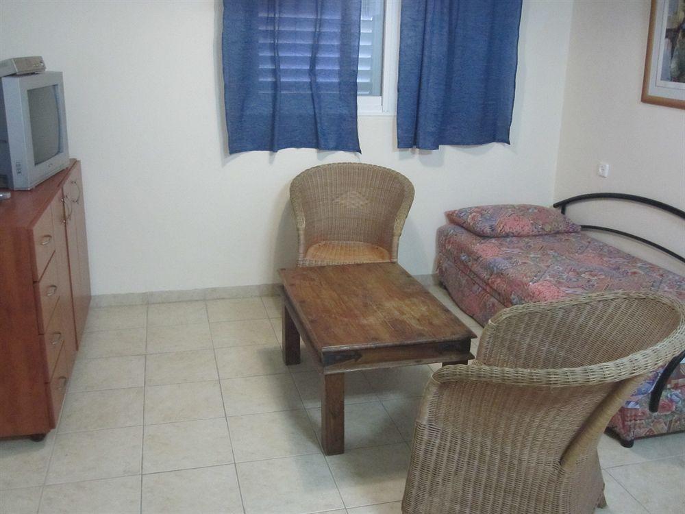 Ga'Aton Motel Nahariya Eksteriør bilde