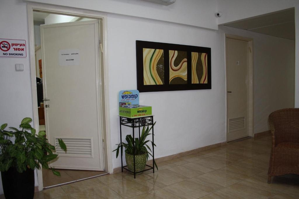 Ga'Aton Motel Nahariya Eksteriør bilde