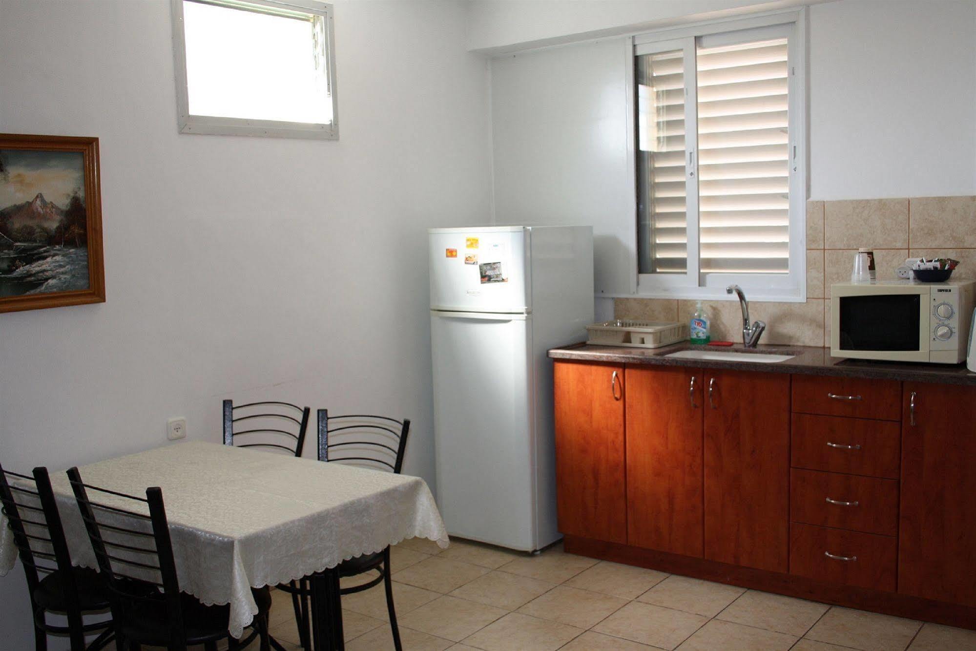 Ga'Aton Motel Nahariya Eksteriør bilde