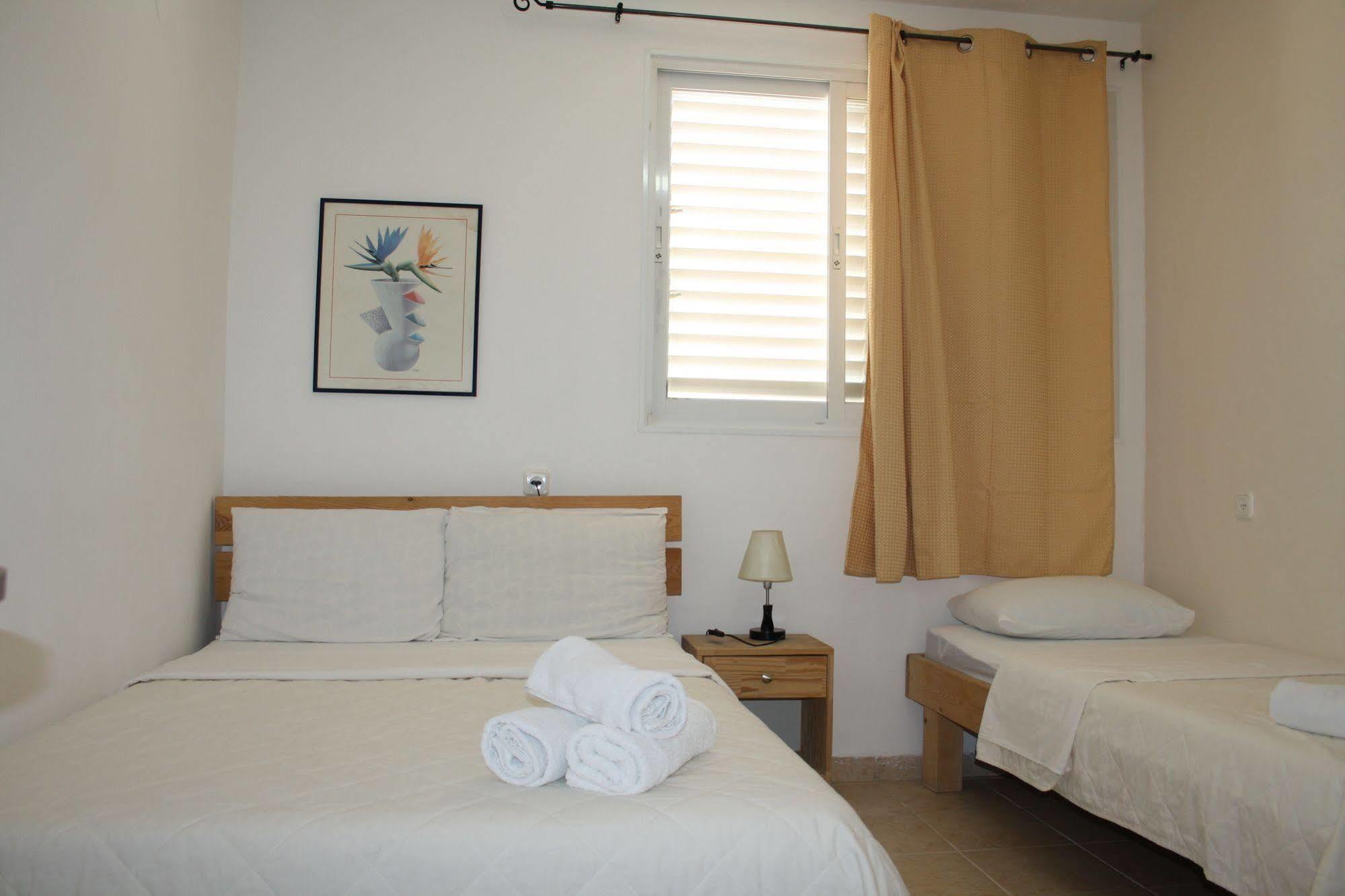 Ga'Aton Motel Nahariya Eksteriør bilde