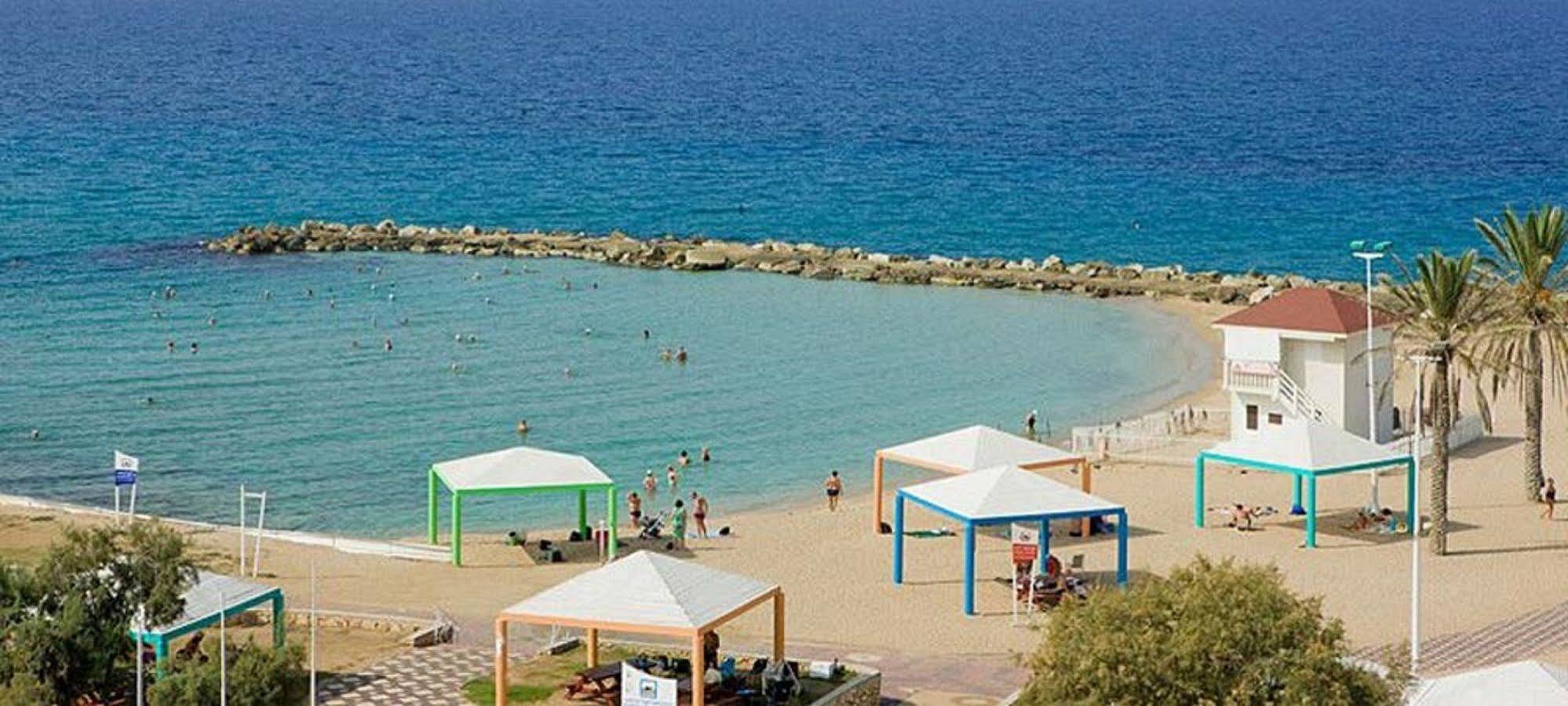Ga'Aton Motel Nahariya Eksteriør bilde