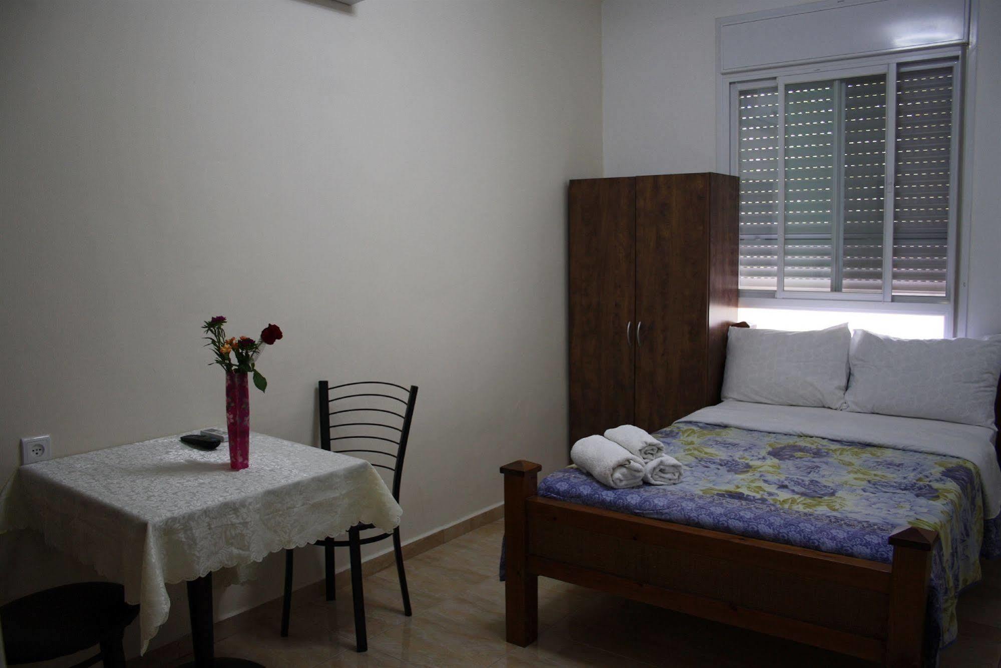 Ga'Aton Motel Nahariya Eksteriør bilde